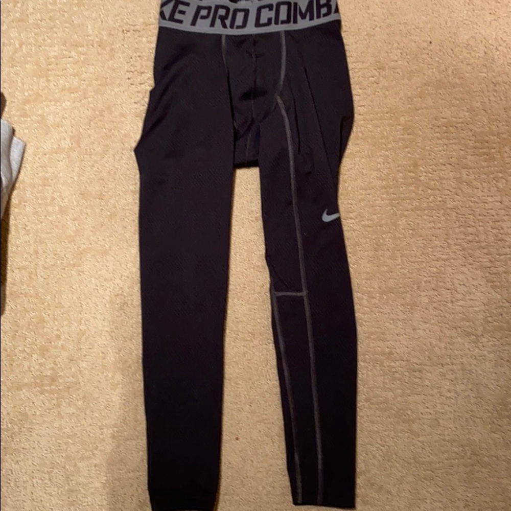Nike pro combat